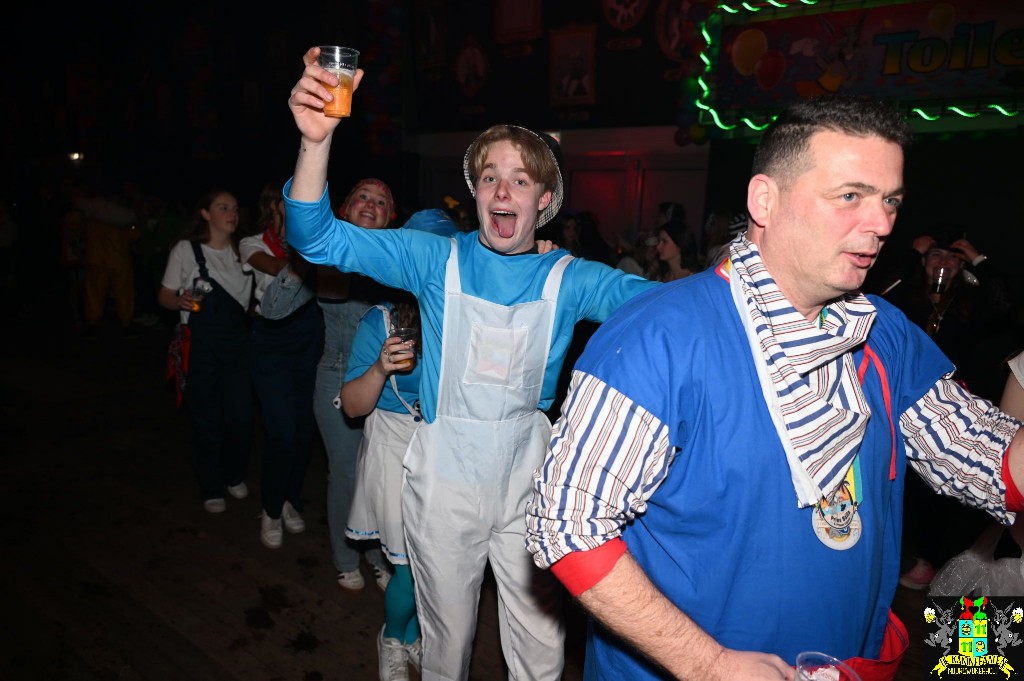 ../Images/Opwarmbal 2026 084.jpg